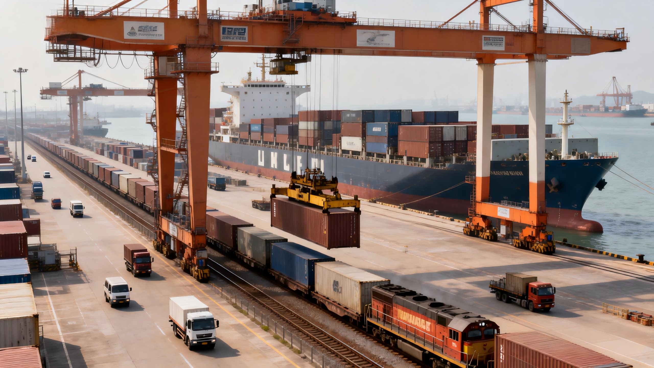 泓链资金安全双保障:第三方监管+EDI/ICP认证,让跨境物流更放心